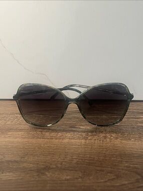 Authentic CHANEL Sunglasses with Gradient Lenses 5344 c1522/S6